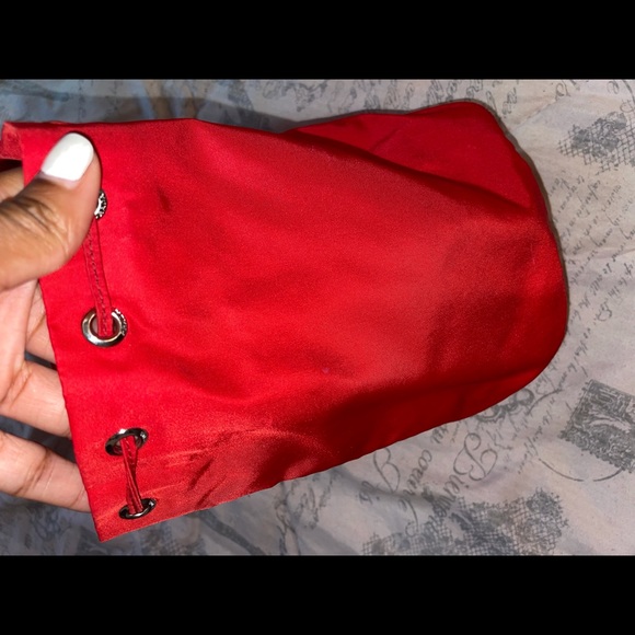 Red Prada pouch - Picture 6 of 8